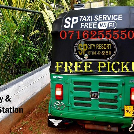 S P City Resort Anuradhapura Kültér fotó