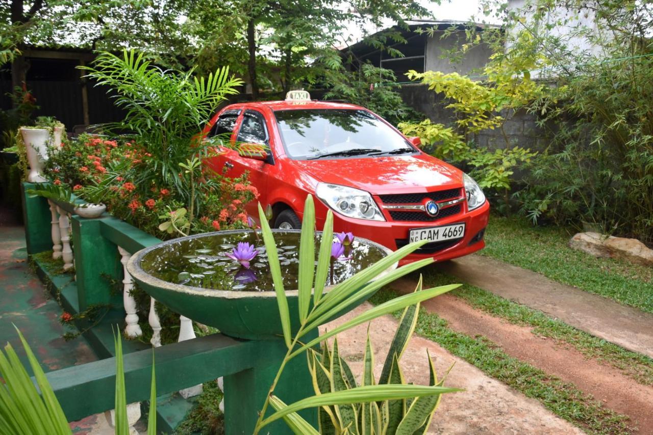 S P City Resort Anuradhapura Kültér fotó